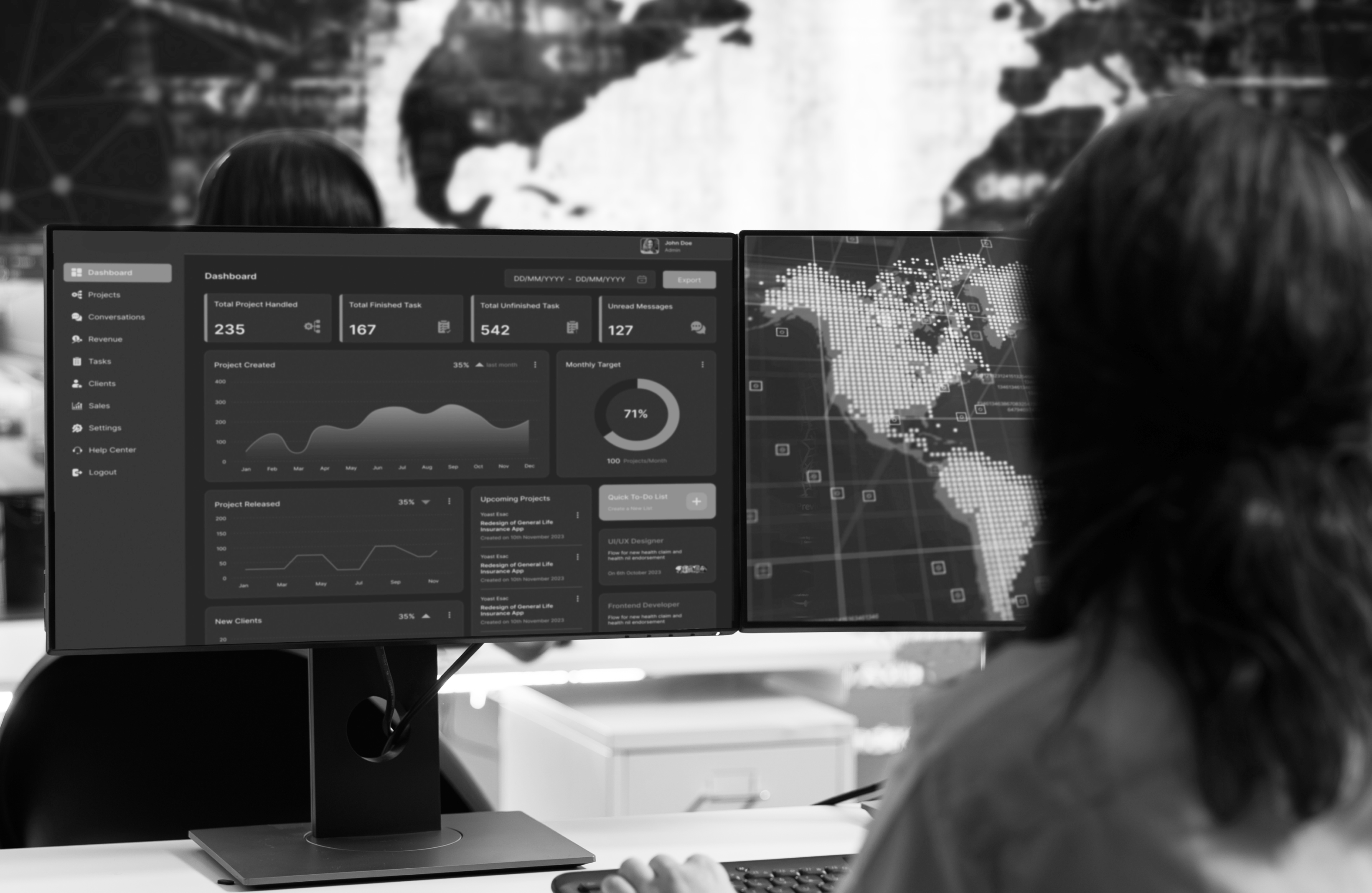 women-working-with-dashboard